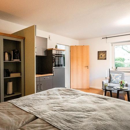 Apartment Ostersiek- Privater Eingang Mit Eigener Terrasse Bad Salzuflen Exteriör bild